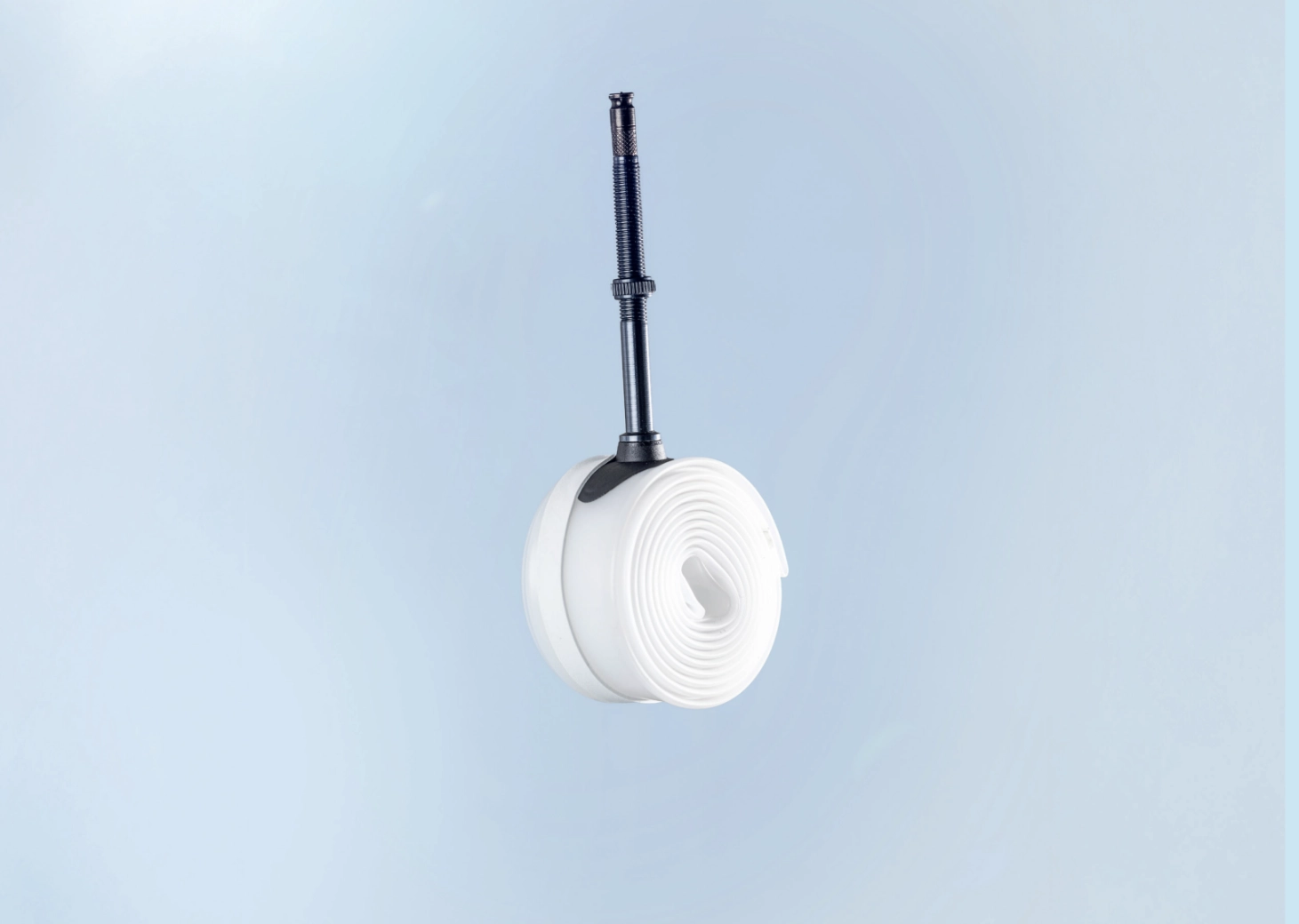 New Aerothan Tube with aluminum valve, Clik system, and recycled materials