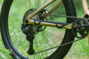 The BH Lynx Race debuts assembly with the new Shimano XT and new colors