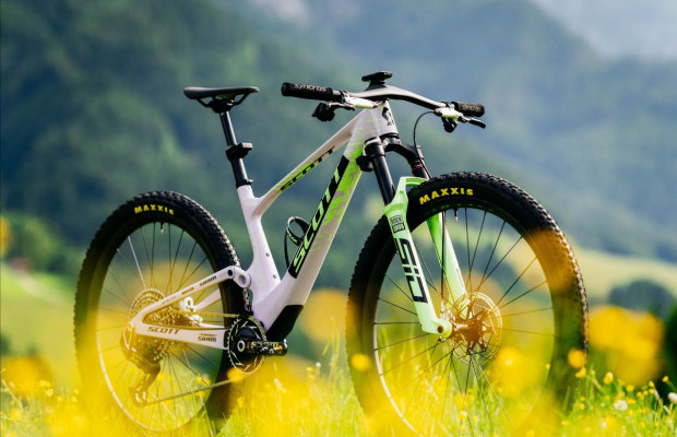 En détail, le nouveau Scott Spark Hush Purple qui sortira bientôt en vente