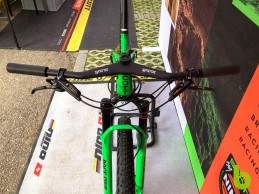 Nino Schurter explica al detalle su Scott Spark retro