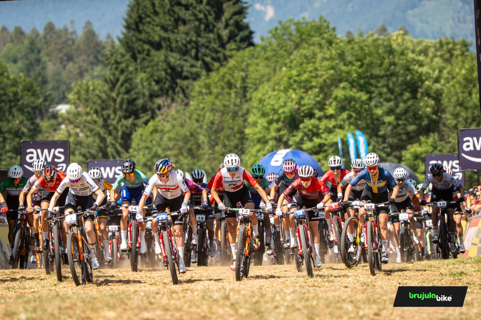 Puck Pieterse remporte tout à la Coupe du Monde XCO Val di Sole 2025