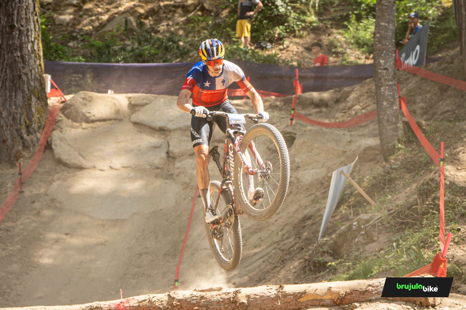 Martin Vidaurre faz história em Val di Sole com a primeira vitória de elite para o Chile na Copa do Mundo XCO