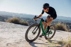 Wilier rend sa gravel de compétition Rave SLR ID2 encore plus rapide
