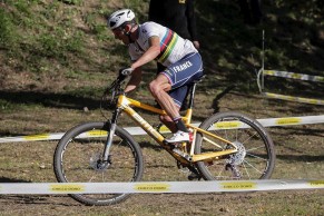 The rainbow jerseys could change team, wave of rumours in the transfer market