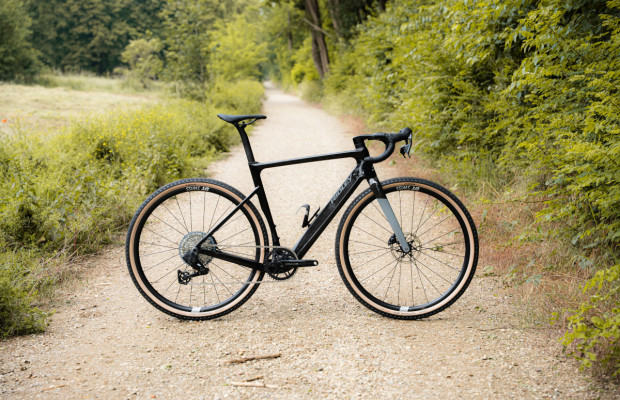 Sporty and electric, that's the Ridley E-ASTR, the new e-gravel bike from the Belgian brand