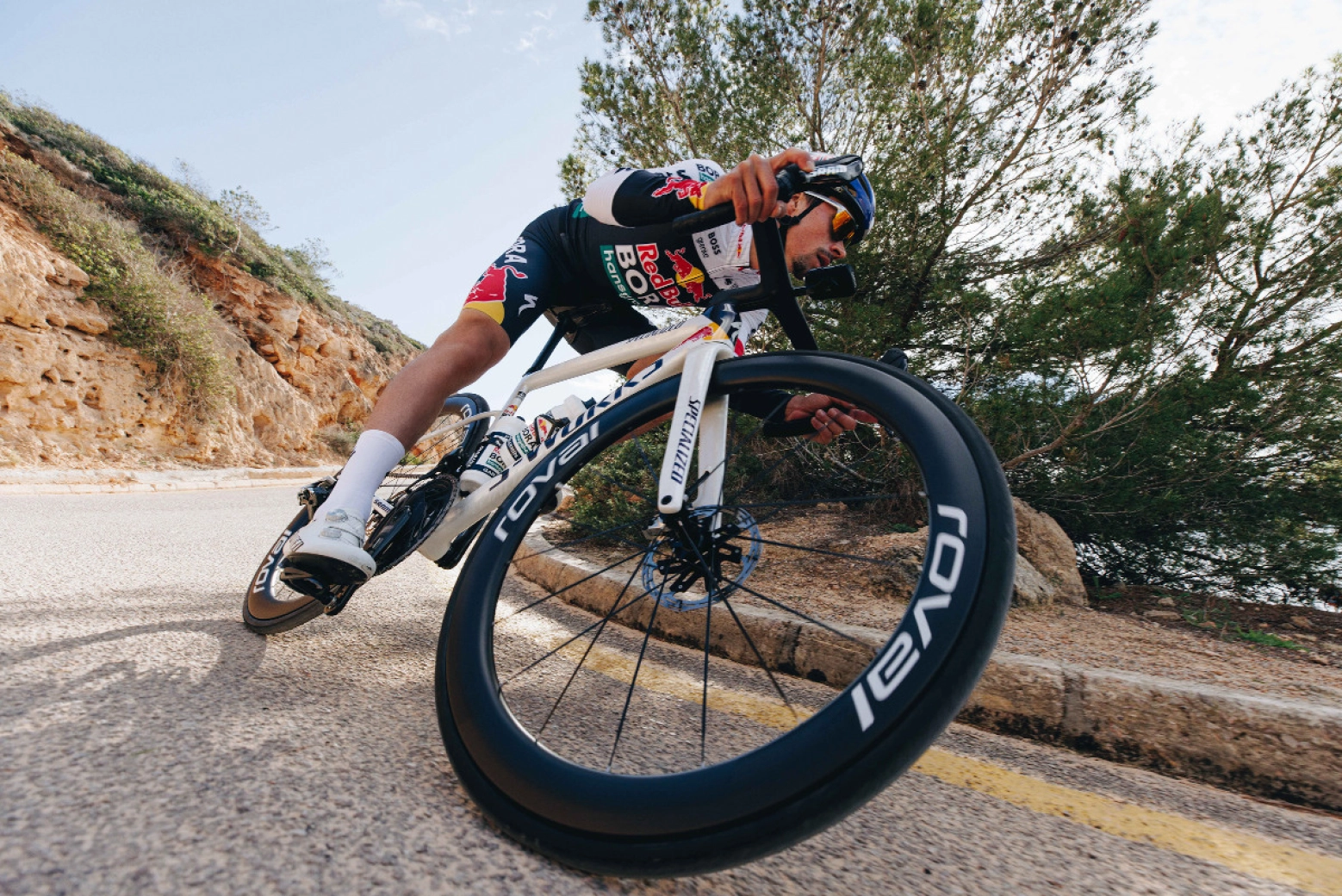 Specialized turns the wheel design around in their new Roval Rapide