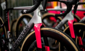 What trends will we see in the equipment of the Tour de France 2025?