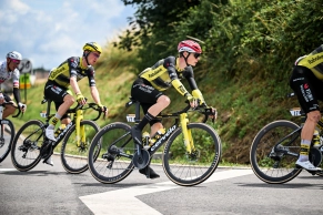 Van der Poel, victoria y liderato en el Tour de Francia 2025