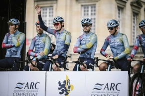 Who are the sponsors of the Tour de France teams and what do they do?