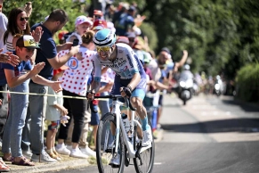 Who are the sponsors of the Tour de France teams and what do they do?