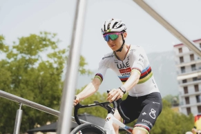 Who are the sponsors of the Tour de France teams and what do they do?