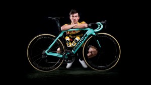 bianchi-oltre-xr4-roglic/