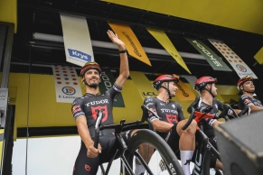 Who are the sponsors of the Tour de France teams and what do they do?