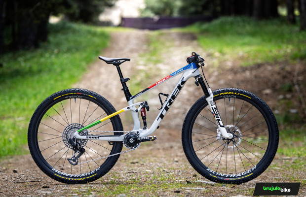 En détail, le Trek Top Fuel inédit avec lequel Evie Richards est en compétition