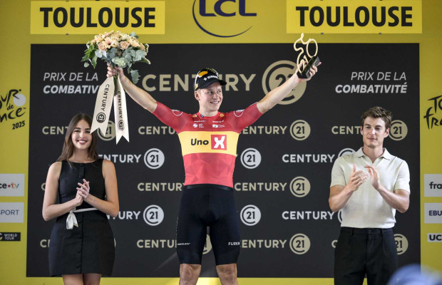 Jonas Abrahamsen wins the mother of all battles and Pocacar falls before the Pyrenees