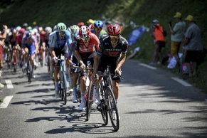 Pogacar beats Vingegaard by more than 2 minutes in the first big mountain stage of the Tour
