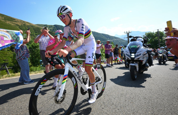 Time trial climbing is a puzzle of technique and equipment