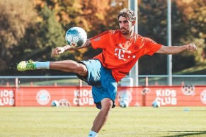 Zugasti con el ciclista español del Bayern de Munich