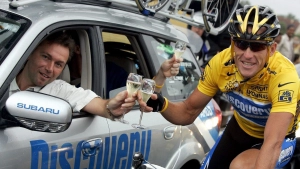 The UCI reminds Johan Bruyneel that he is banned for life and asks for explanations from the Tour