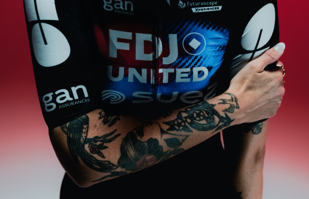 Le FDJ-SUEZ change son "début de saison" et dévoile le maillot pour 2026