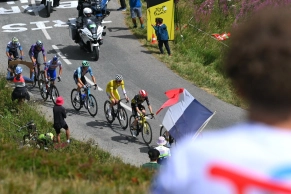 Ben O'Connor wins an 18th stage of the Tour de France without the expected battle between the favorites