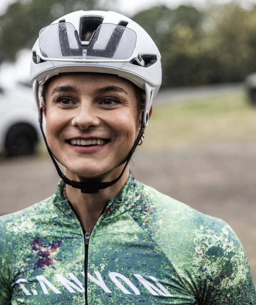 Jenny Risveds and Luca Schätti are the new European Short Track Champions