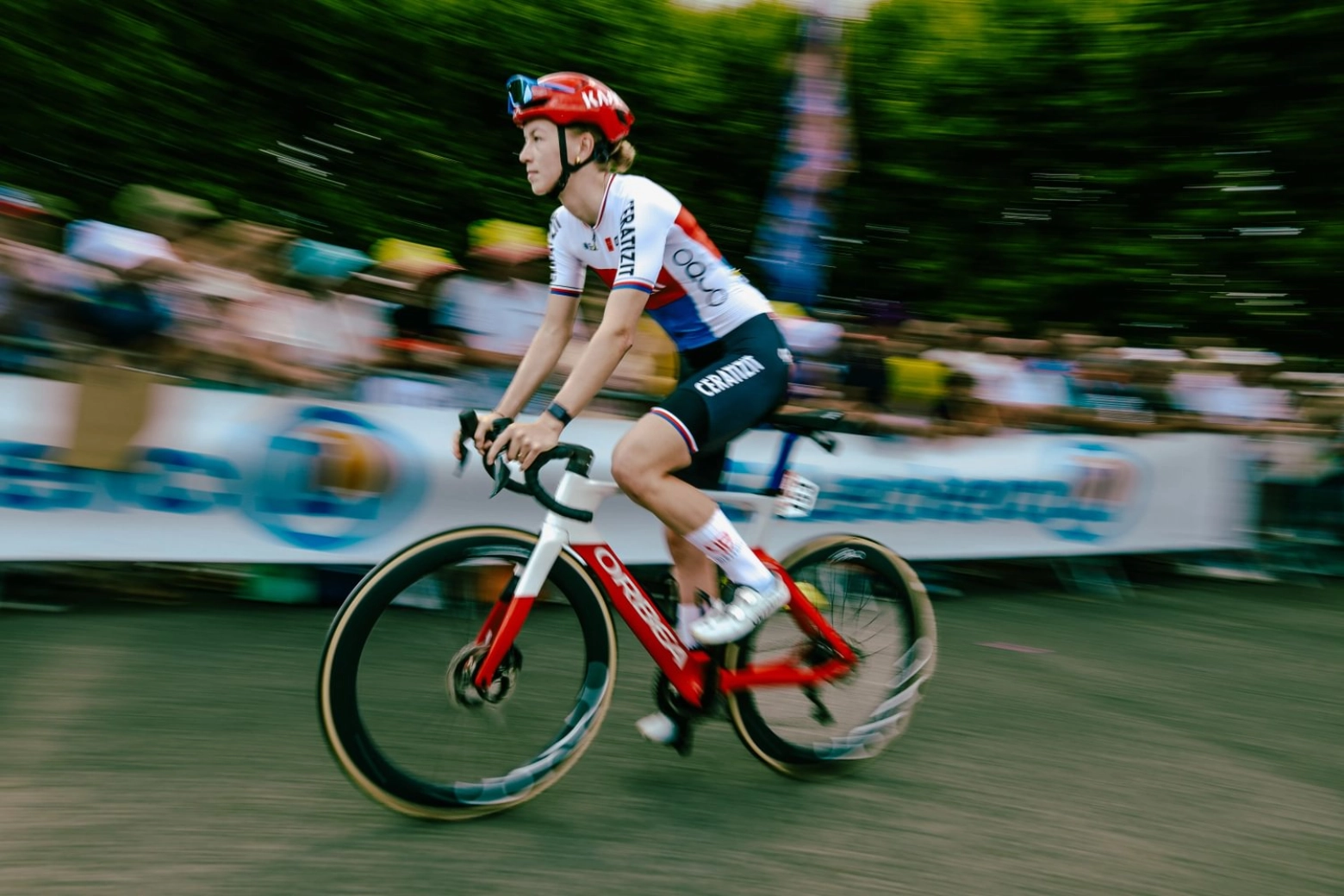 Orbea in the Tour Femmes alongside the CERATIZIT Pro Cycling Team