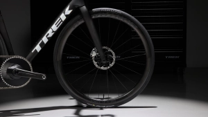 6.4 kg and ready to fly: Trek launches the new Madone Gen 8 with SRAM 1x transmission