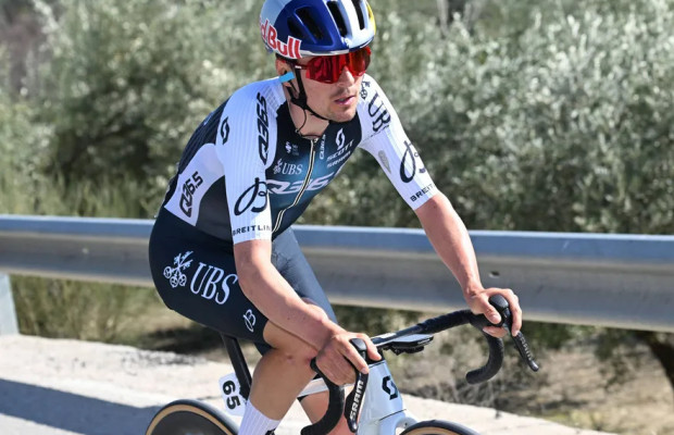 Tom Pidcock vuelve a la carretera en la Artic Race of Norway
