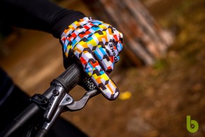 We tested the Handske winter gloves: the perfect balance between comfort and mobility