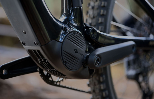 Adeus ao DJI Avinox na competição, a UCI veta as e-bikes acima de 750W