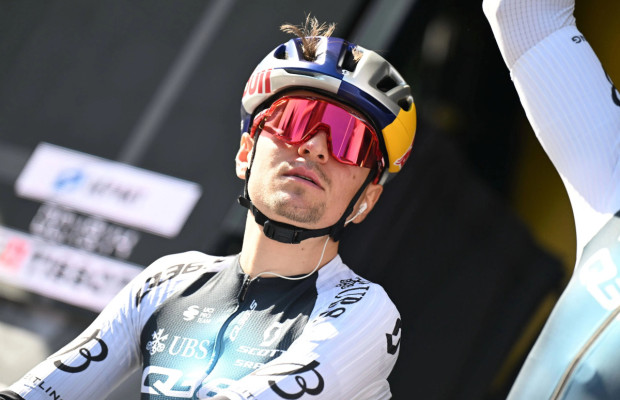 Limitez les glucides pour ralentir: la proposition ironique de Tom Pidcock