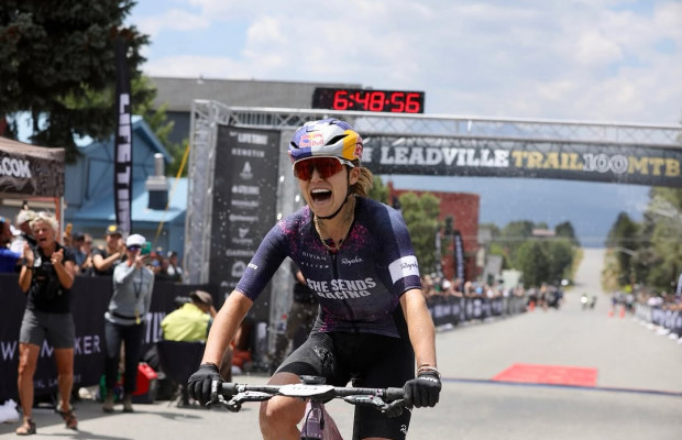 Kate Courtney pulveriza el récord y Keegan Swenson suma su quinta victoria en Leadville Trail 100 MTB