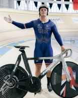 80.53 km/h on average to become the fastest cyclist in history on the track