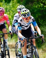 The UCI expels six teams for rejecting their new tracking device