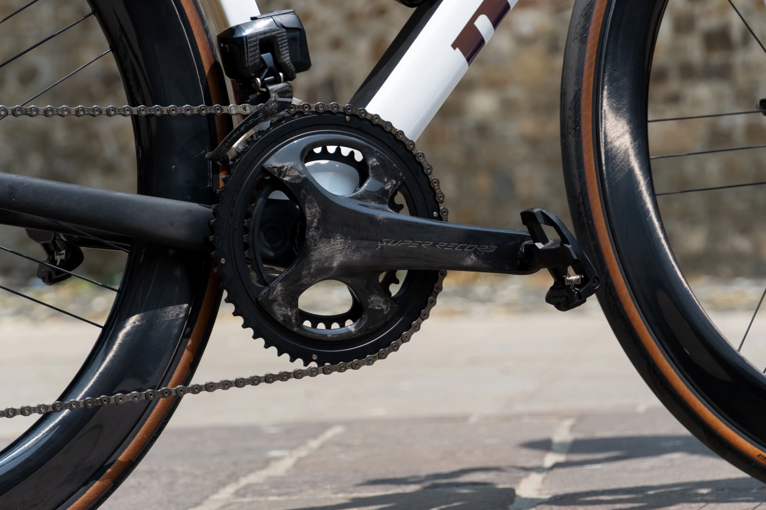 Italian excellence: Drali celebrates 100 years of craftsmanship and Campagnolo joins the celebration