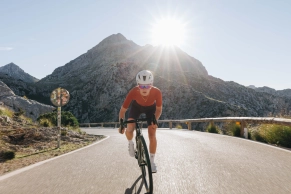 With this equipment, Red Bull or Factory Racing train: this is the new Specialized Prime collection