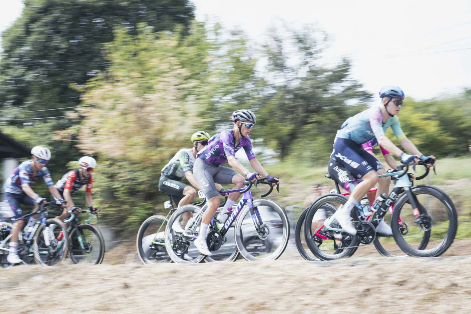 Jasper Philipsen fulfills the predictions in the first stage of La Vuelta 2025