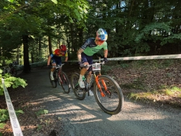 Double victory for the Orbea Fox Factory Team before the return of the World Cup