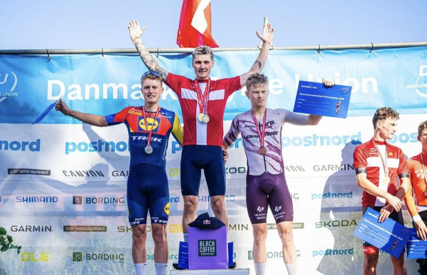 Double victory for the Orbea Fox Factory Team before the return of the World Cup