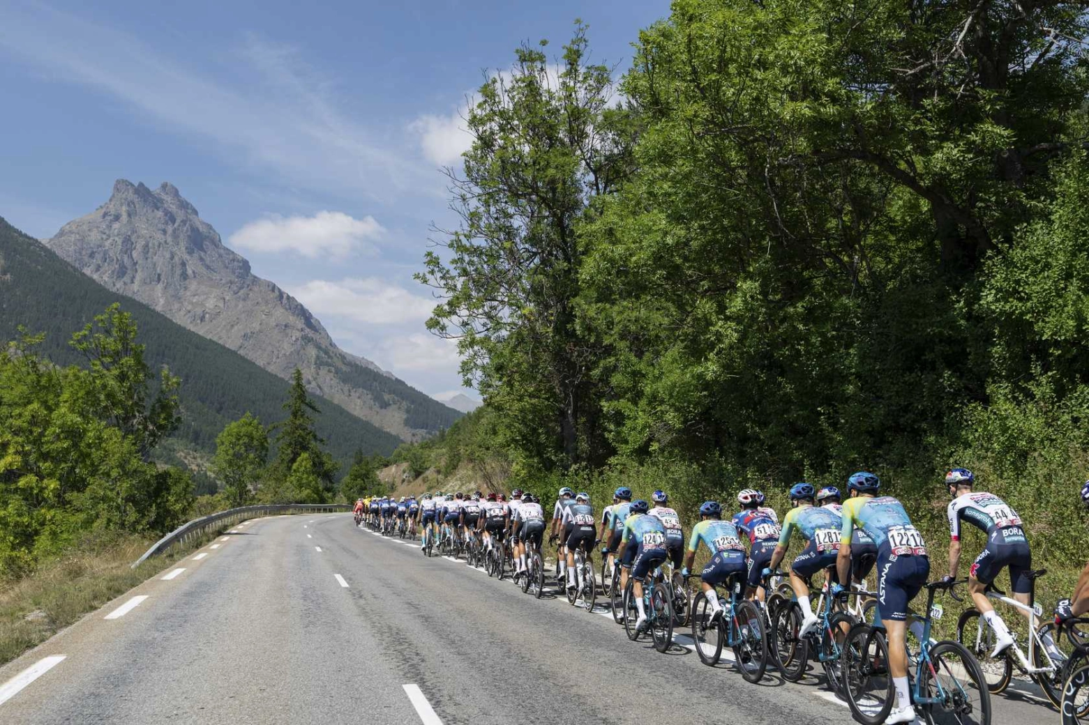 Ben Turner surprises by winning stage 4 of La Vuelta 2025