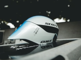 Pidcock debuts the new SCOTT Split MIPS, a modular and configurable helmet for each cyclist