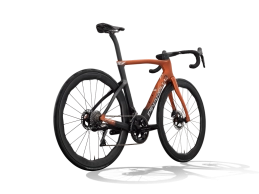 The return to school brings new colors for the Pinarello Dogma F