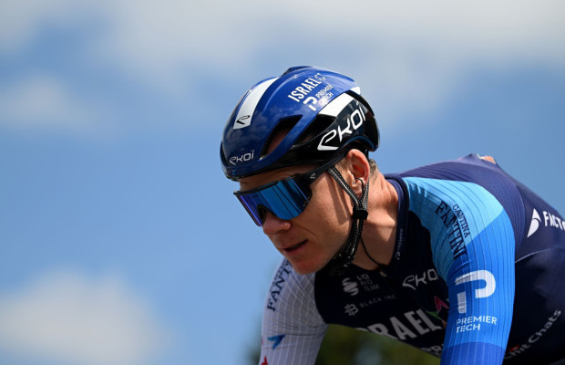 Chris Froome, evacuado en helicóptero y hospitalizado tras un accidente en Francia