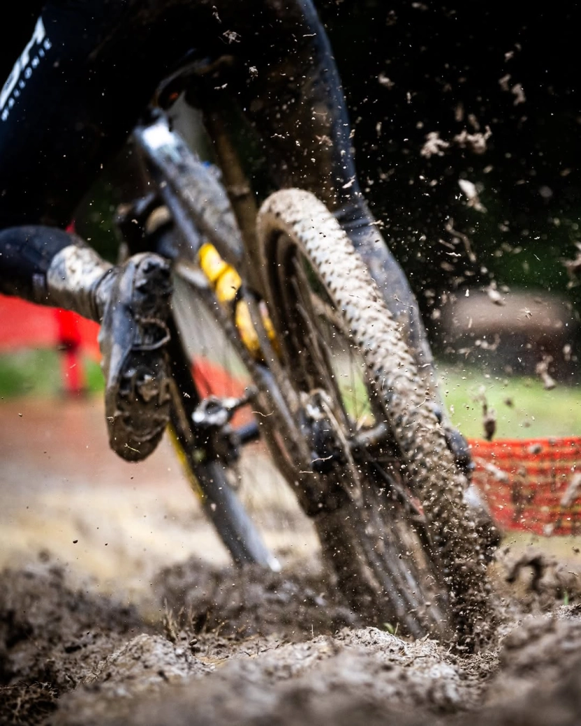 Van der Poel regresa en la Copa del Mundo XCO de Les Gets: favoritos, horarios y dónde ver