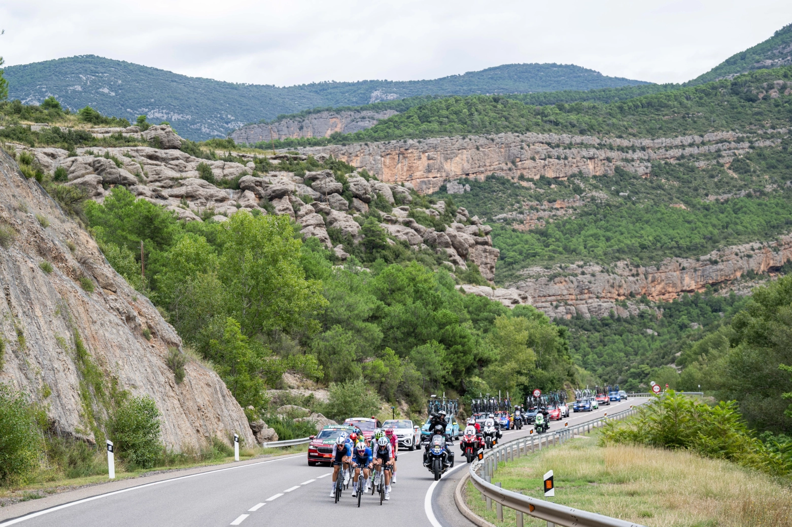Juan Ayuso redeems himself with a victory at the top of Cerler