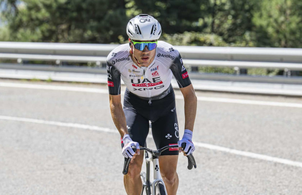 Juan Ayuso redeems himself with a victory at the top of Cerler