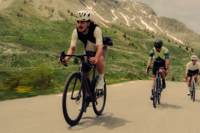 A new completely revamped Scott Addict arrives