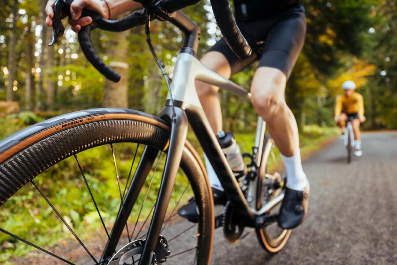 If you are looking for a reliable, fast, and comfortable tire, take note of this name: Michelin Pro5