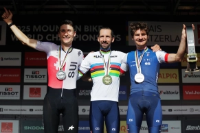 Jérôme Gilloux and Anna Spielmann are crowned world champions of E-MTB XC in Switzerland